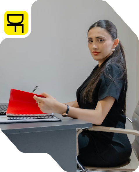 A dedicated accountant and bookkeeper from Deskfiller, managing finances